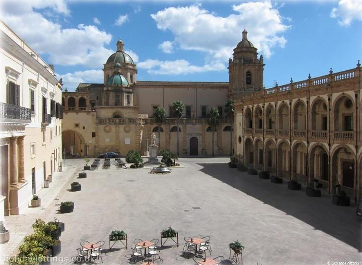 Greta Rooms Hotel Mazara del Vallo Exterior photo