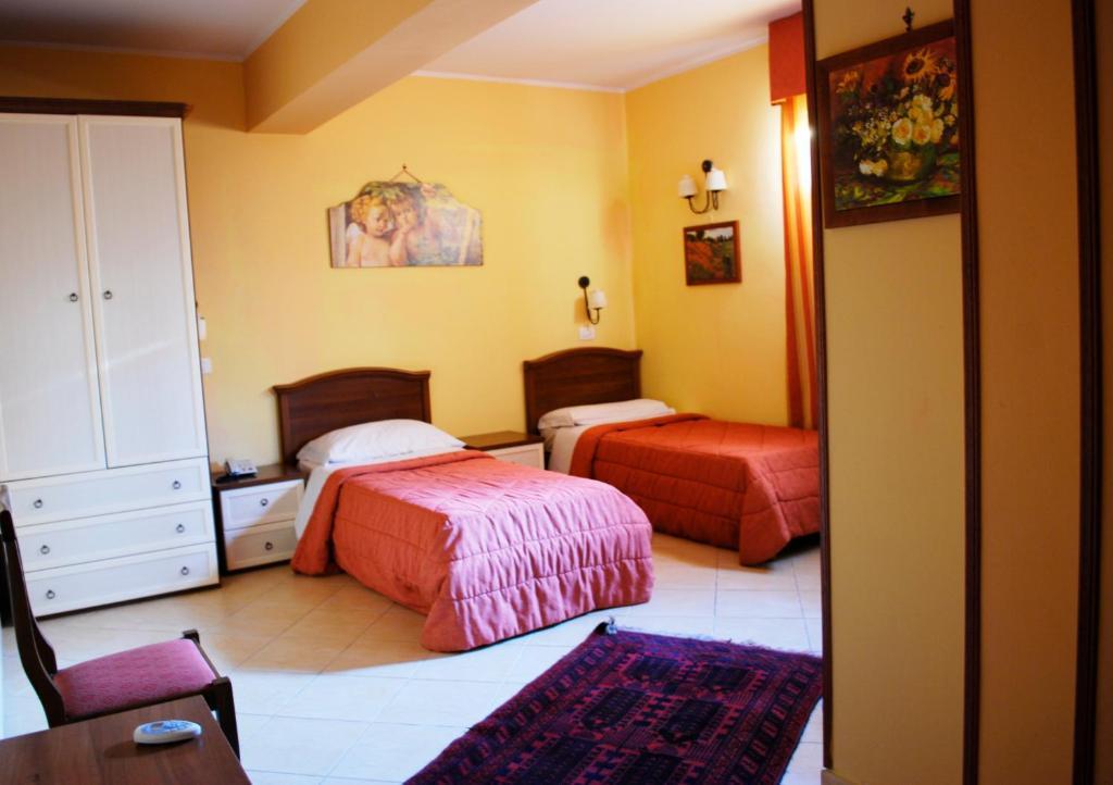 Greta Rooms Hotel Mazara del Vallo Room photo